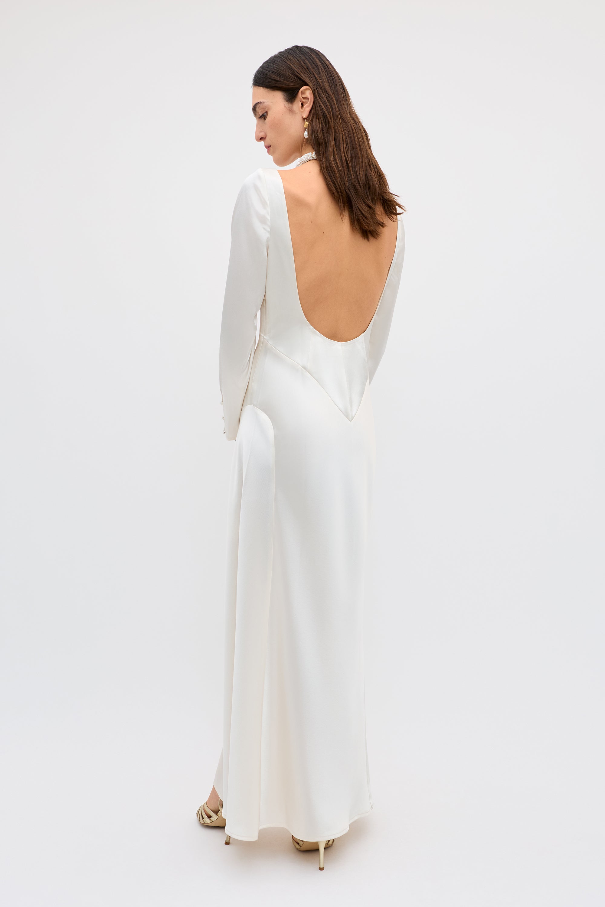 Devina Satin Back Crepe Gown in Ivory Pearl | RIXO USA Devina Satin Back Crepe Gown in Ivory Pearl | RIXO USA