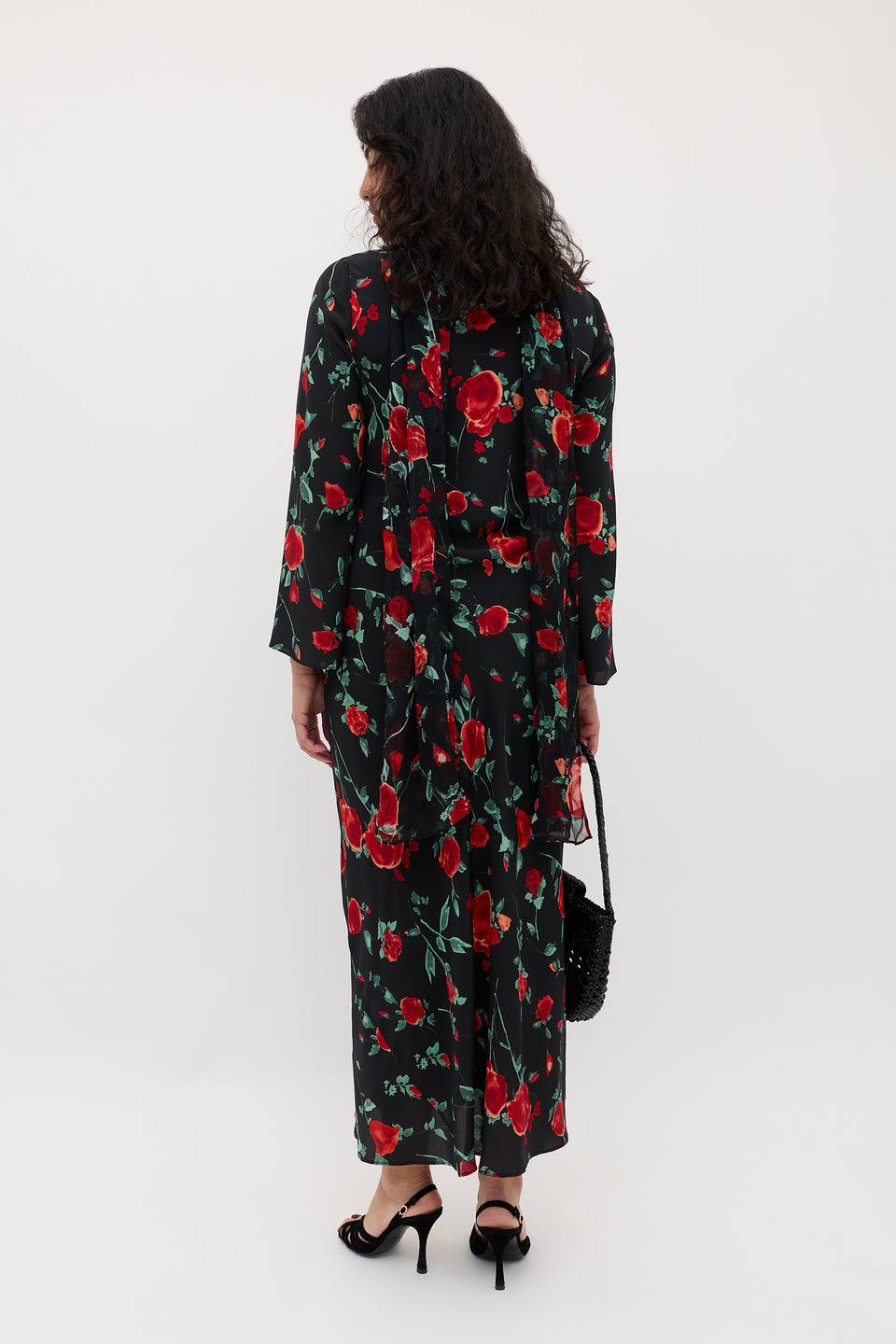 Noraya - Claudia Rose Black