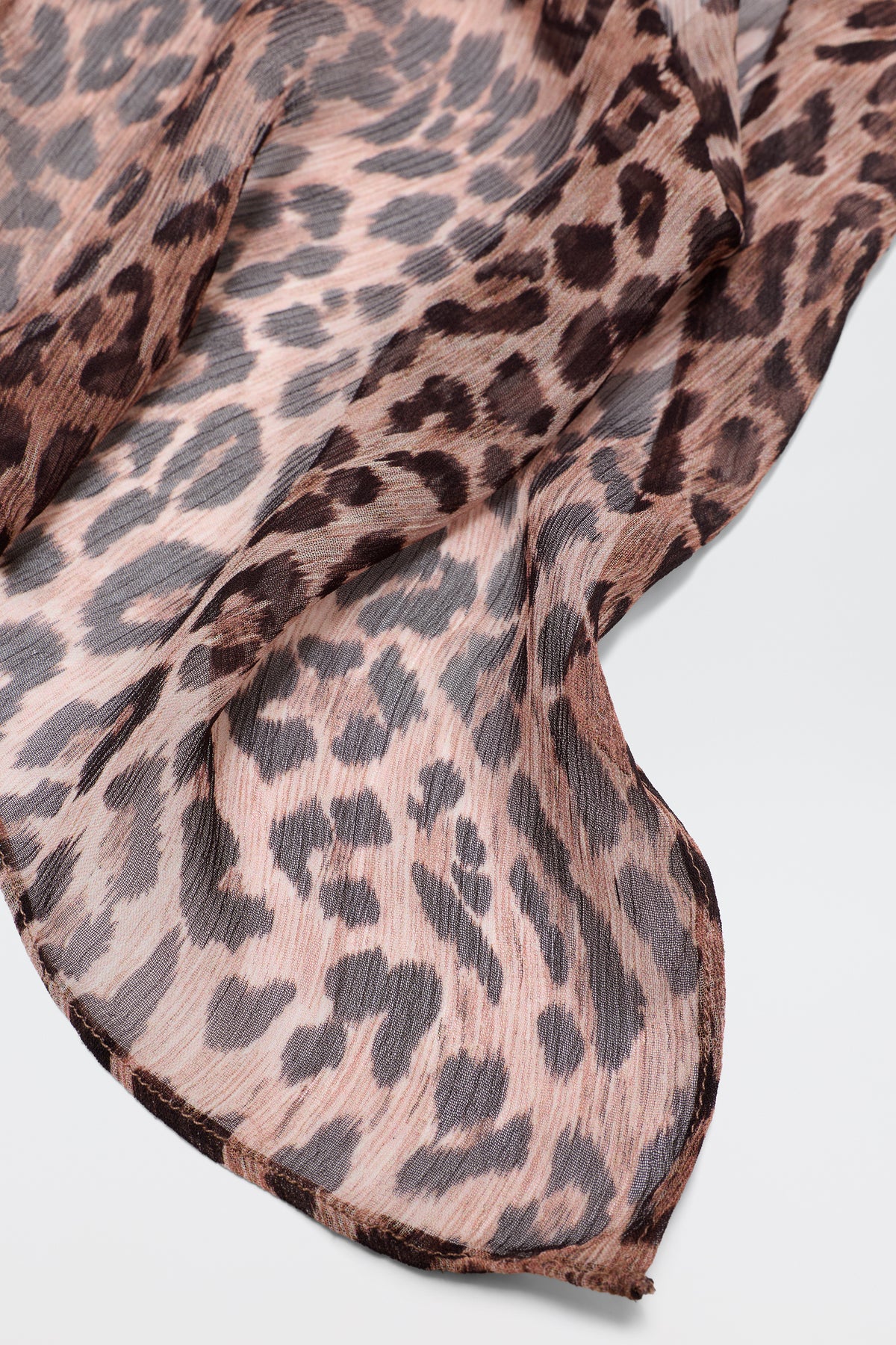 Julien - Leopard Brown