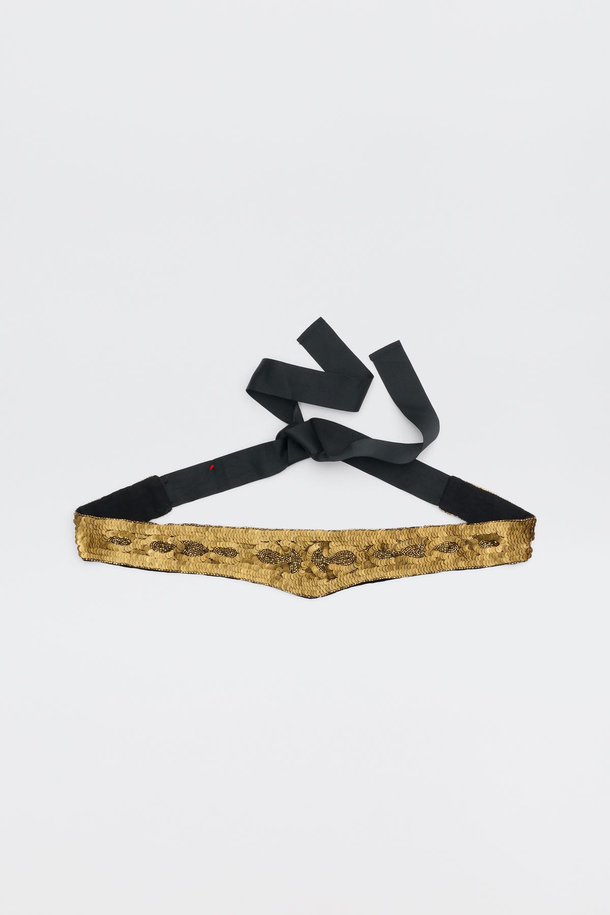 Rorie - Vintage Flora Embellishment Antique Gold