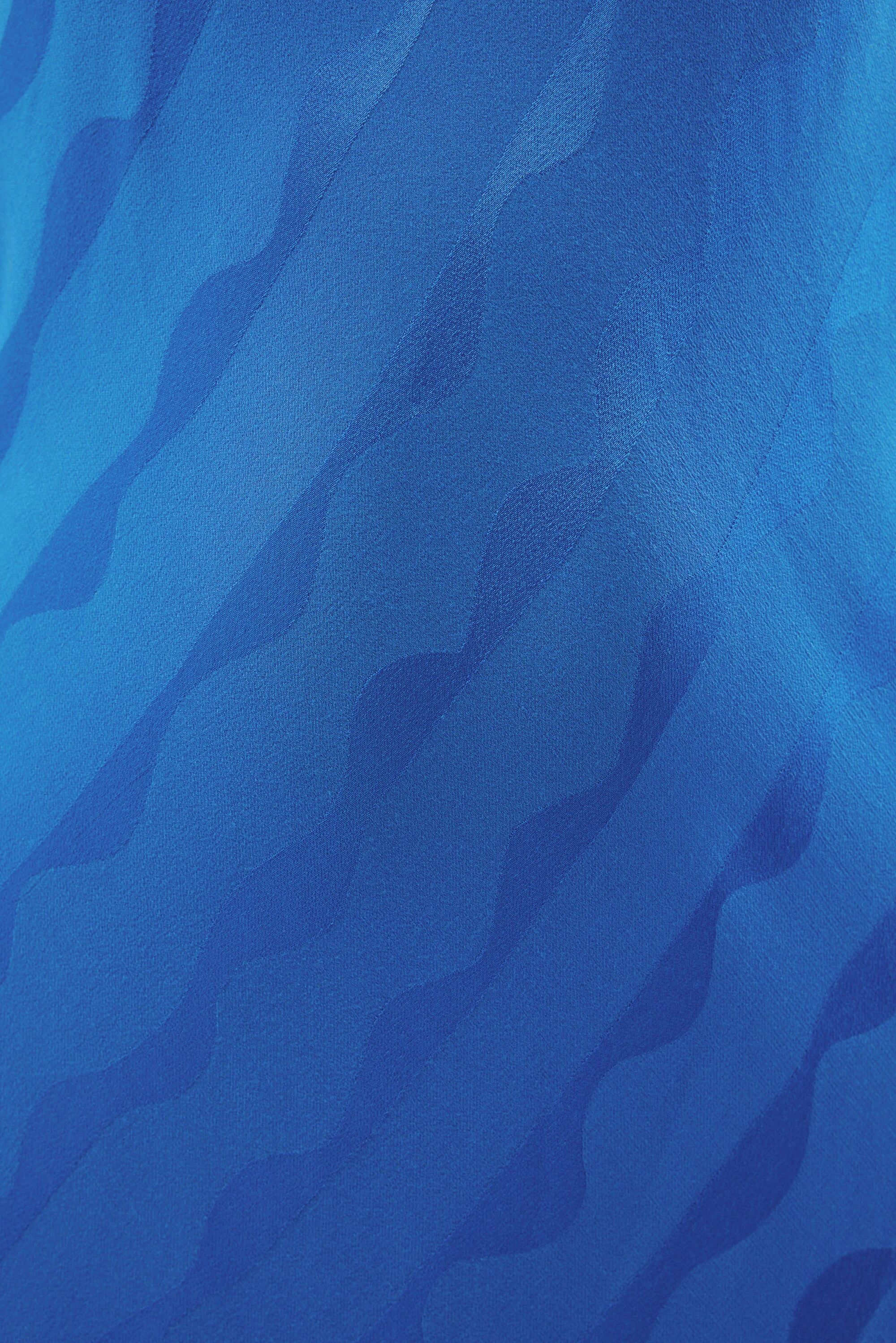 Maura  -  Wave Jacquard Blue