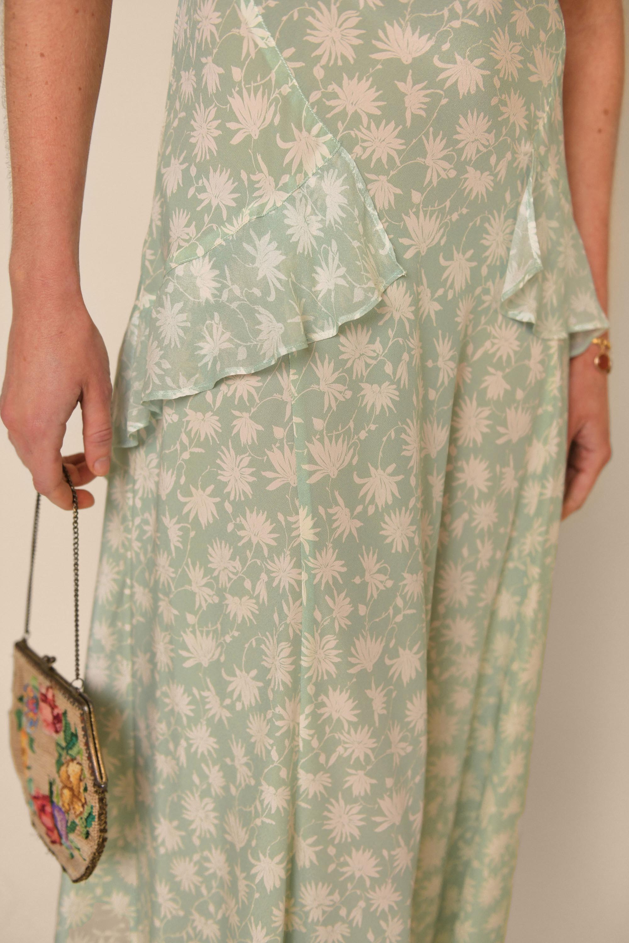 Evie - Vintage Daisy
