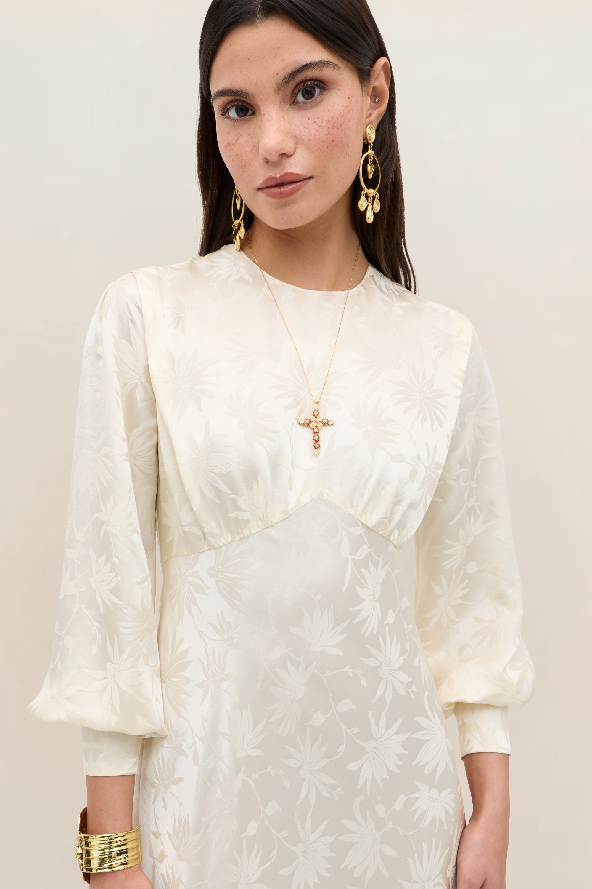 Clementine Silk Jacquard Gown in Ivory Daisy Jacquard Champagne
