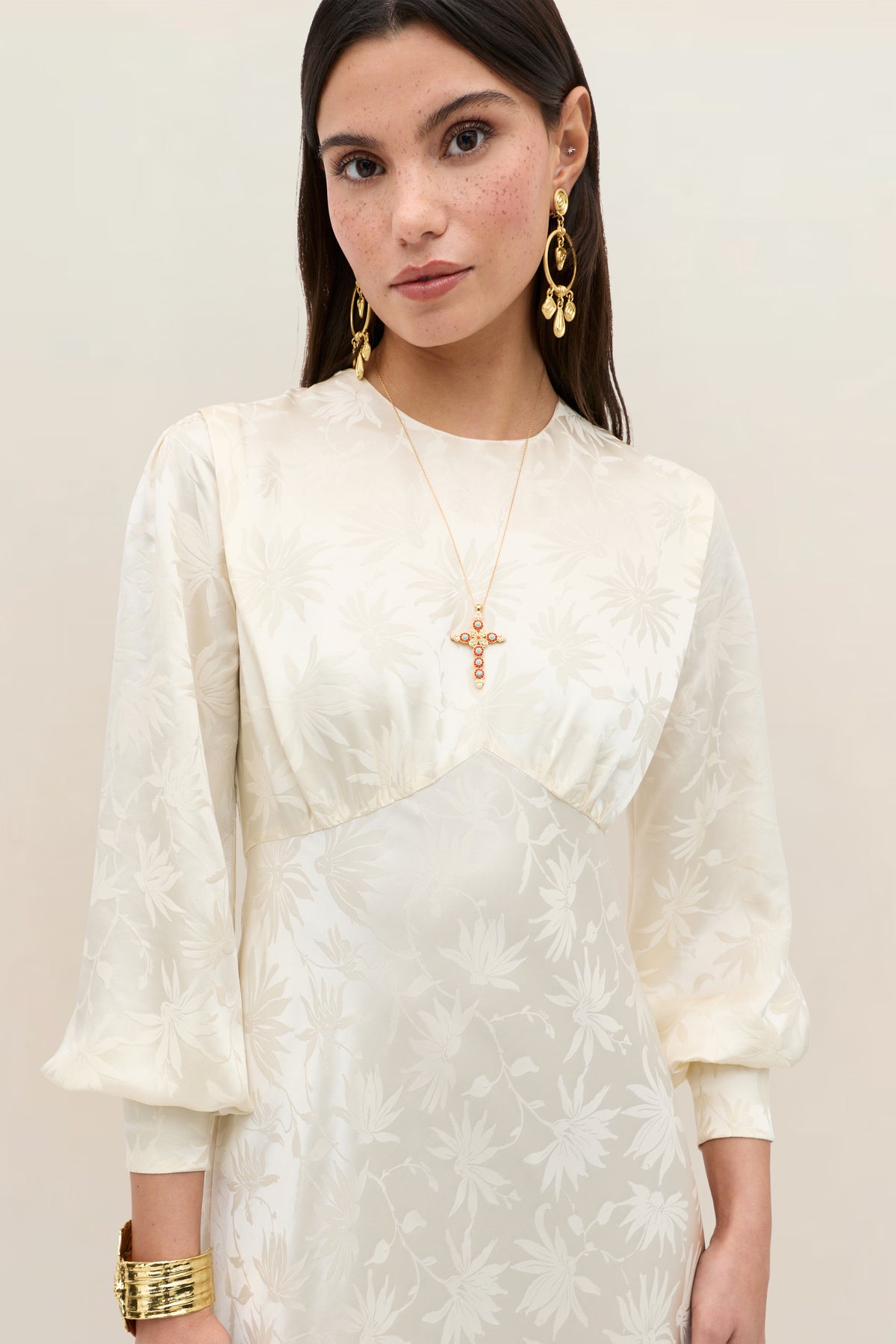 Clementine Silk Jacquard Gown in Ivory Daisy Jacquard Champagne