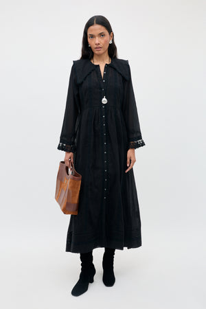Silvi - Bud Trail Embroidery Black