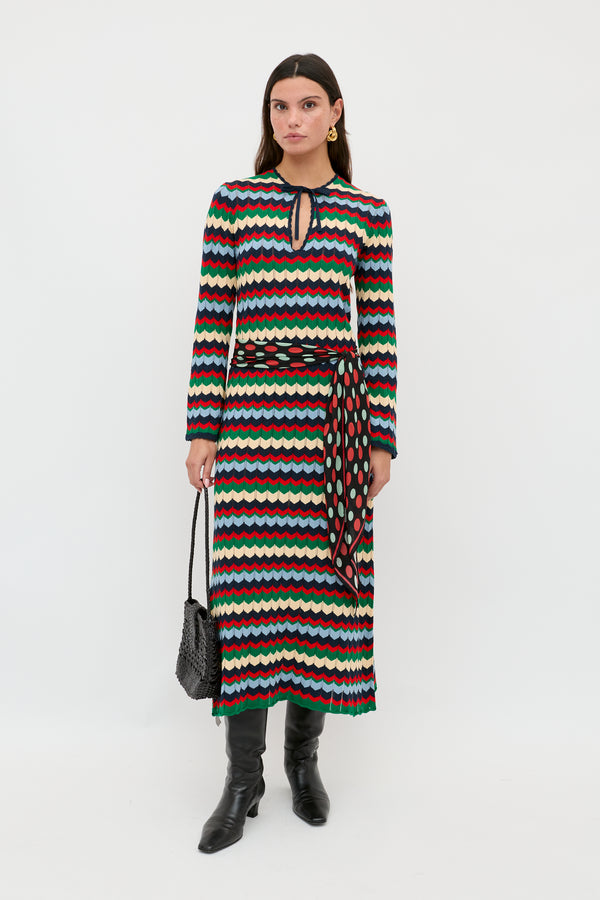 Lucila  -  Retro Chevron Blue