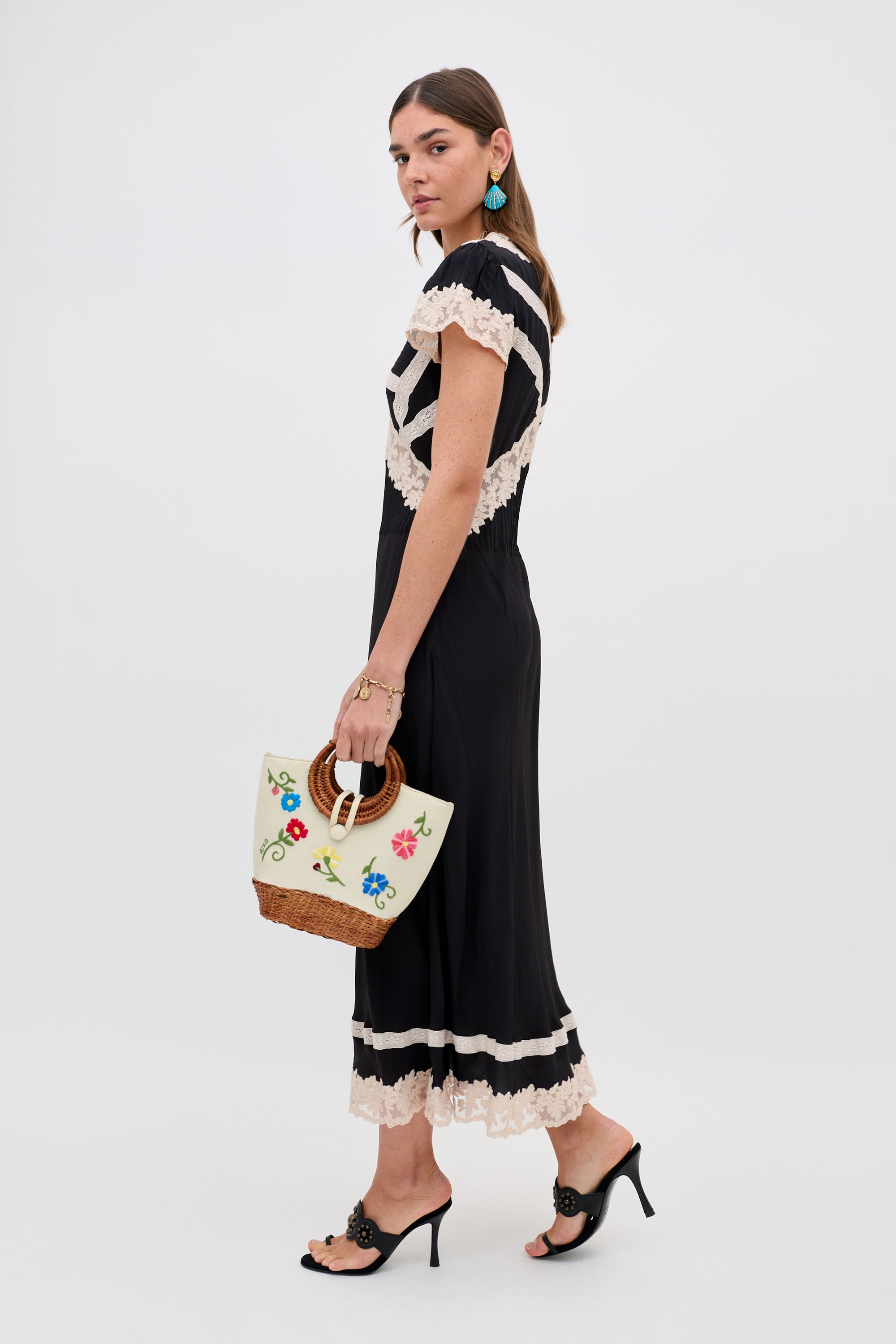 Martina Midi Dress in Black | RIXO USA ⋆