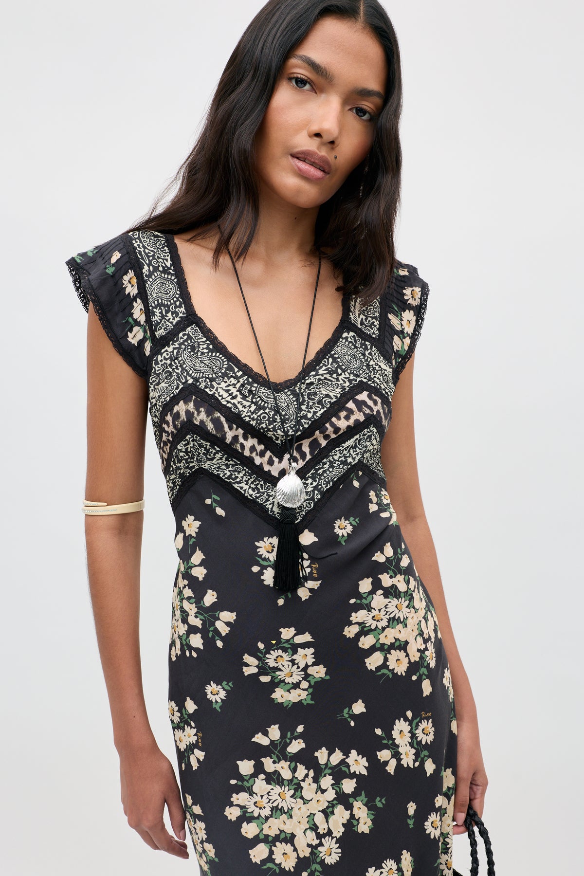 midi dress jaguar amelia amelia fashion Jual MIDI DRESS JAGUAR VISCOS ENGLAND NAZWA BY AMELIA KEKINIAN MOTIF MEWAH FASHION TERBARU