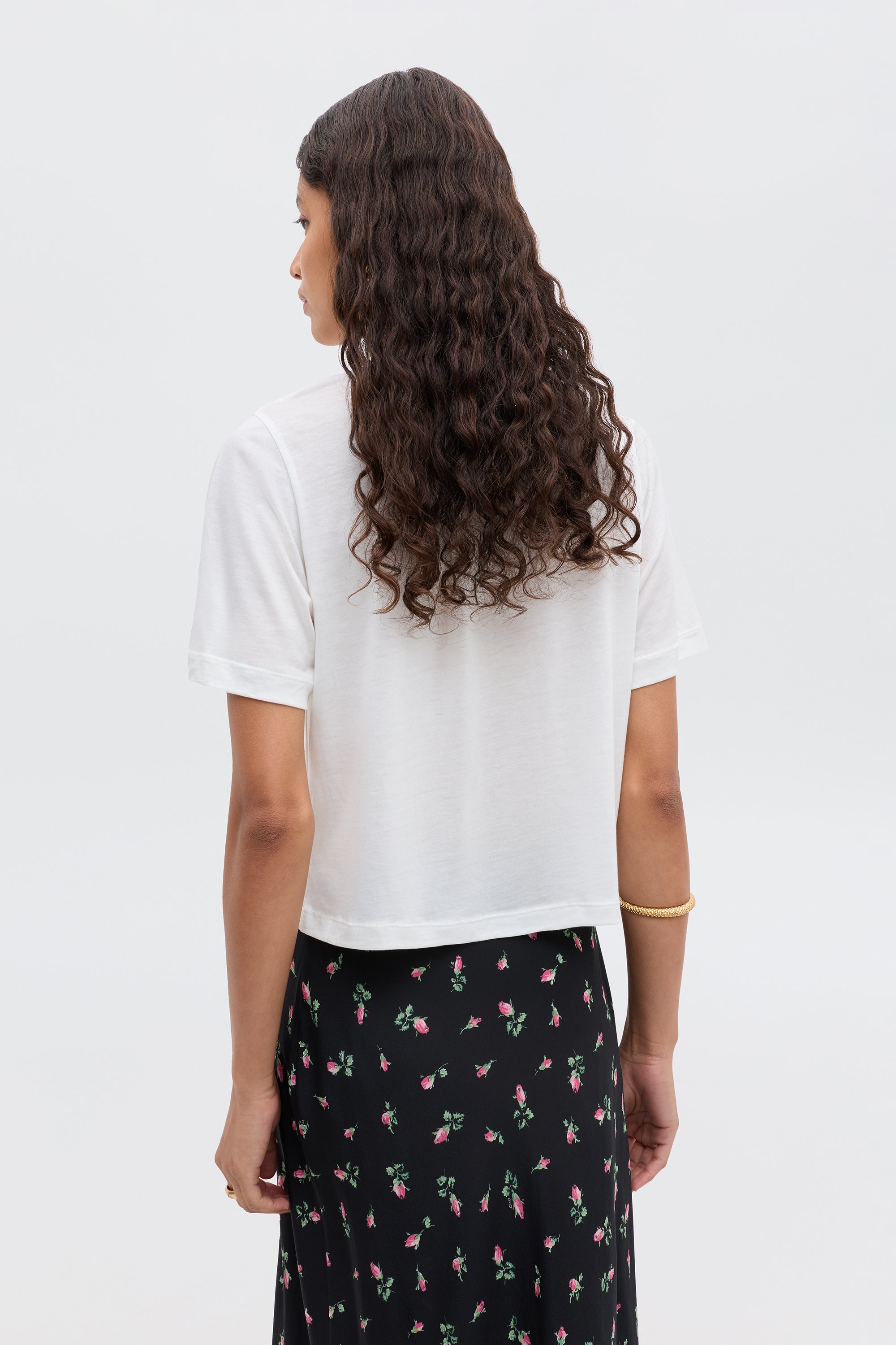 Ria Zodiac T-Shirt in White Aries | RIXO ⋆