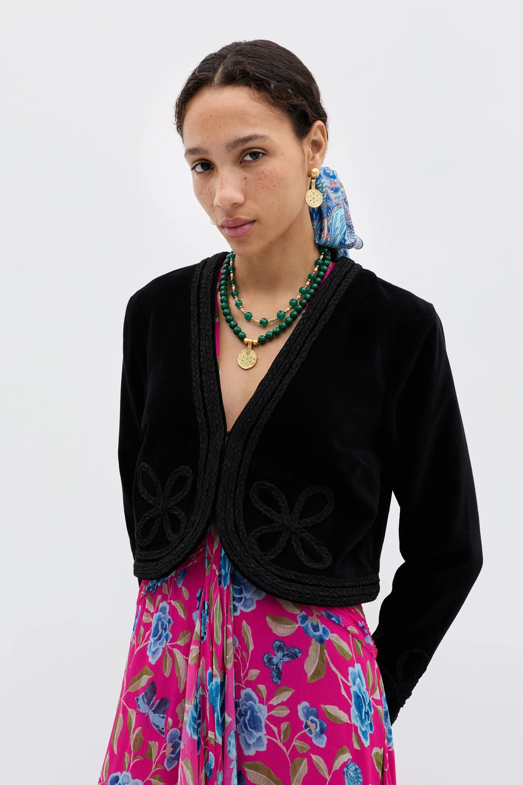 Kesia Velvet Jacket in Clover Appliqué Black | RIXO USA ⋆