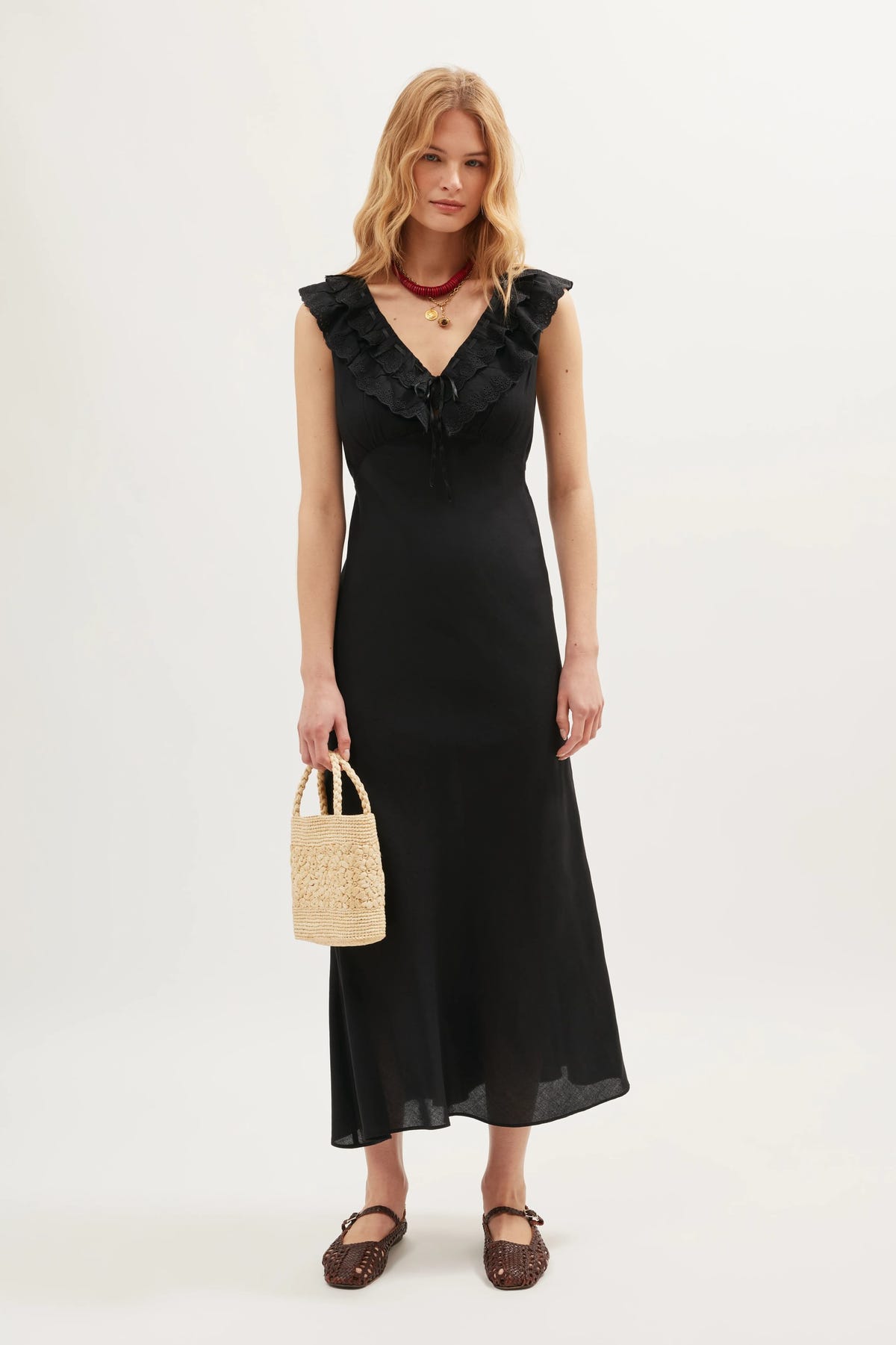 black dress with brown wedges Seraphina Linen Midi in license:N/A Aneka Cobalt Blue Velvet Colour:WHITE going for a walk