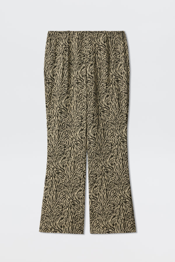 Olwen  -  Sun Leo Tan