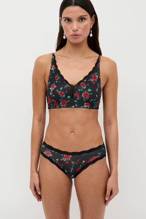 Classic  -  Claudia Rose Black