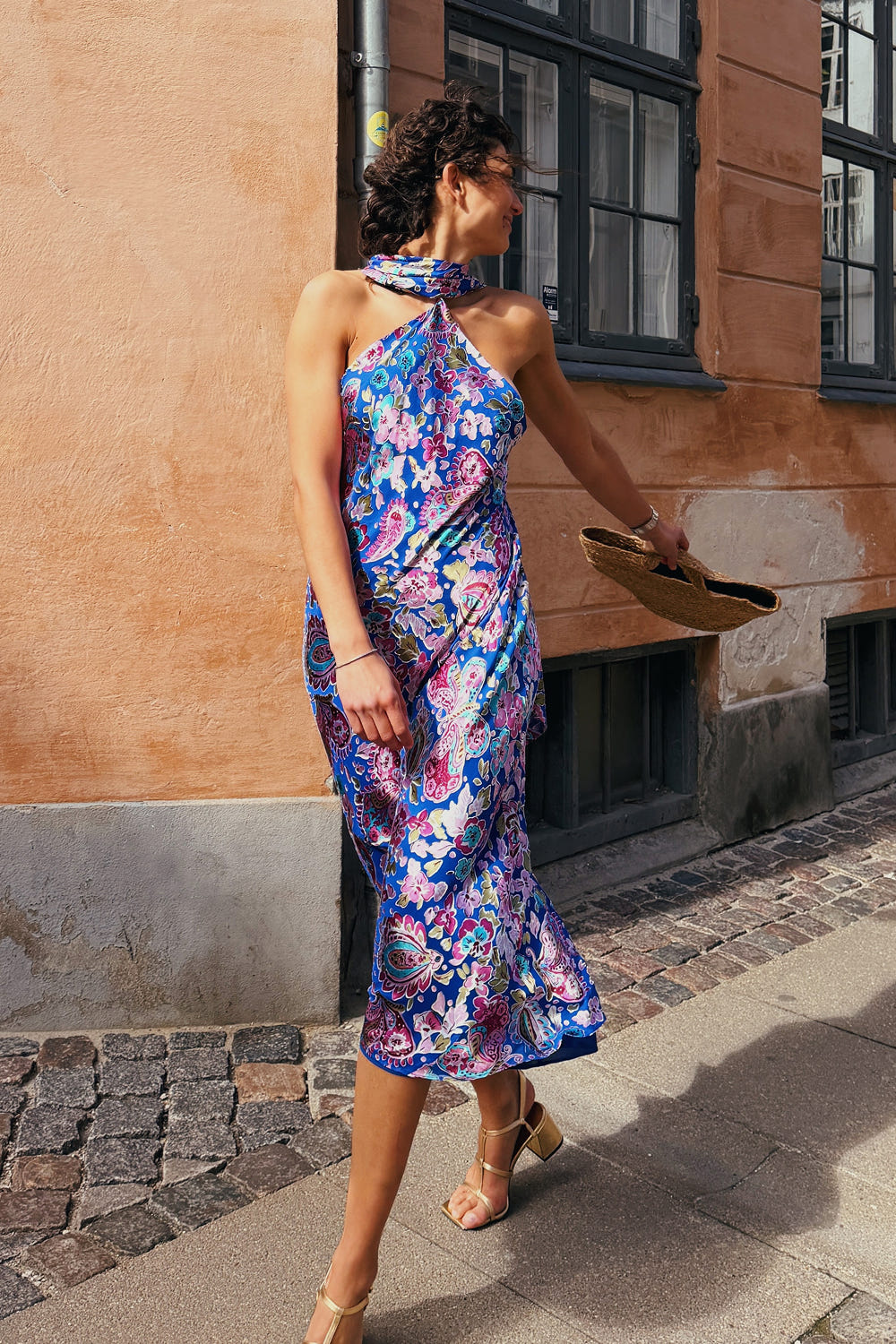 rixo dress Rent Thanvi in Woodblock Pink Mix - its perfect for special occasions and upcoming spring weddings RIXO Edina Midi Dress in