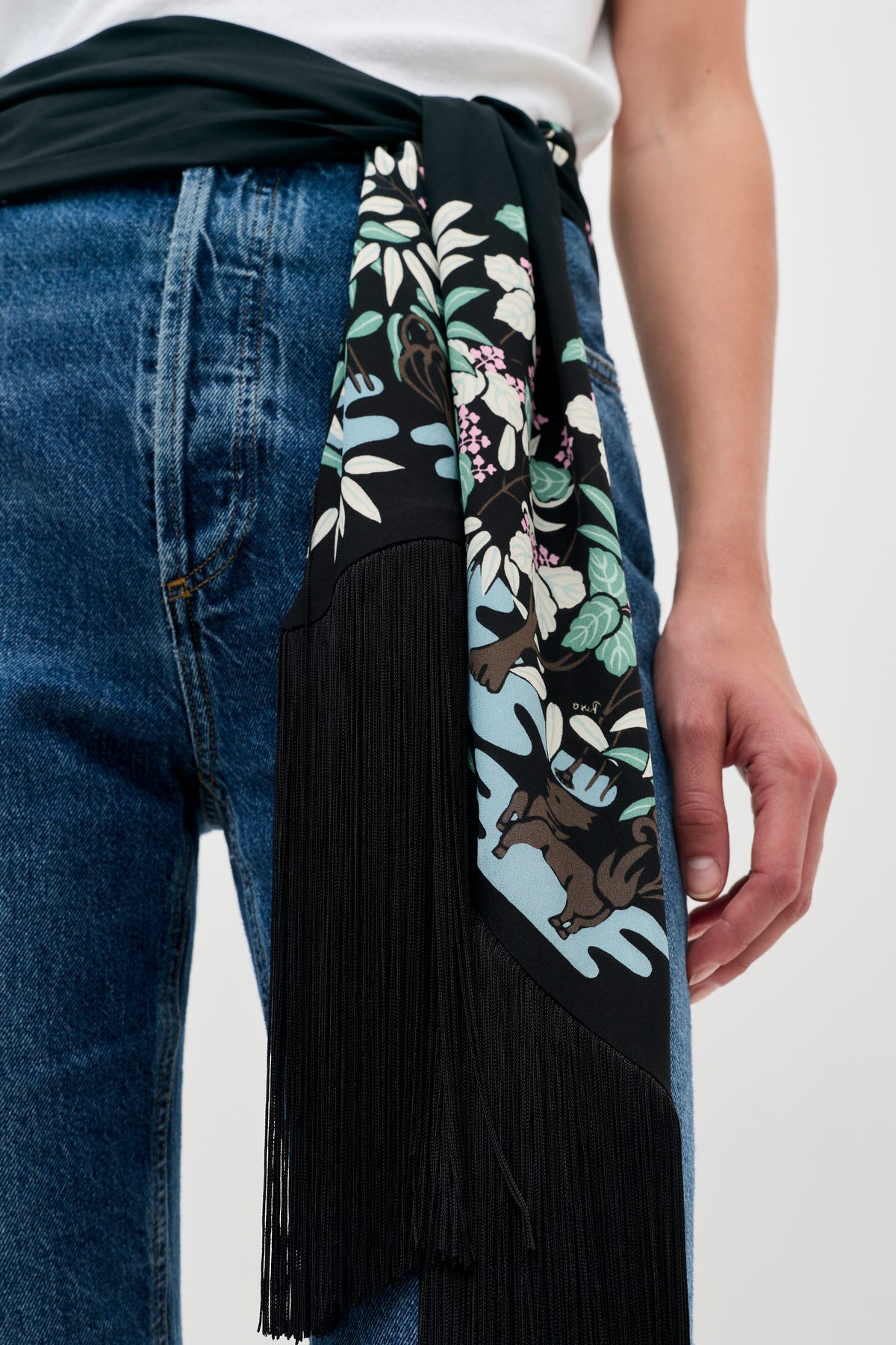 Casandra - Blossom Jungle Black