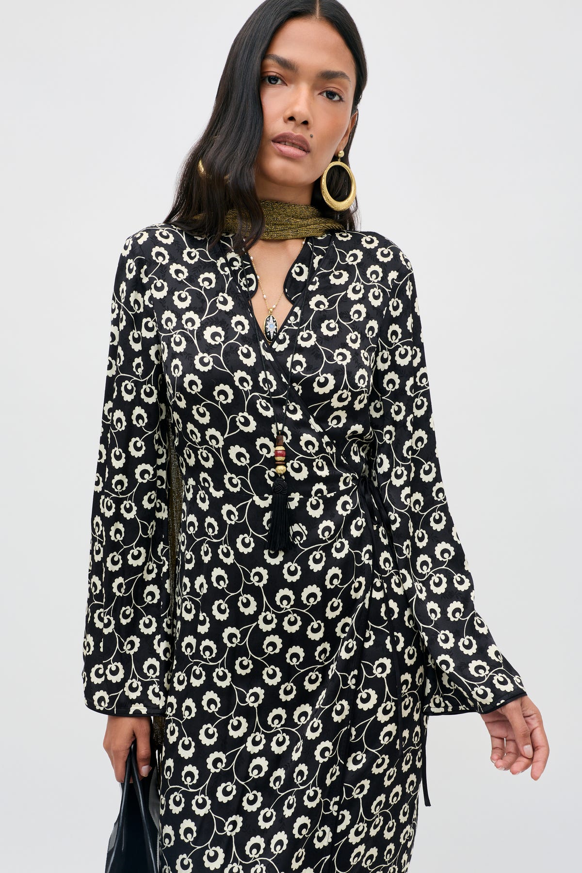 Cindy  -  Wishing Floral Black