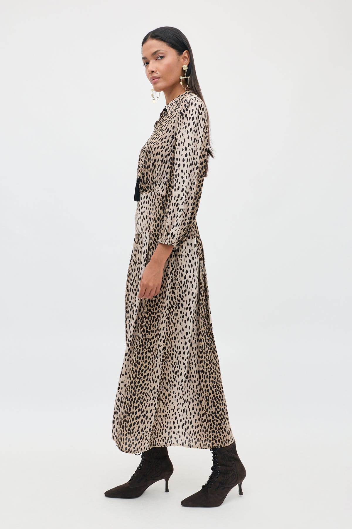 Victoriana - Brown