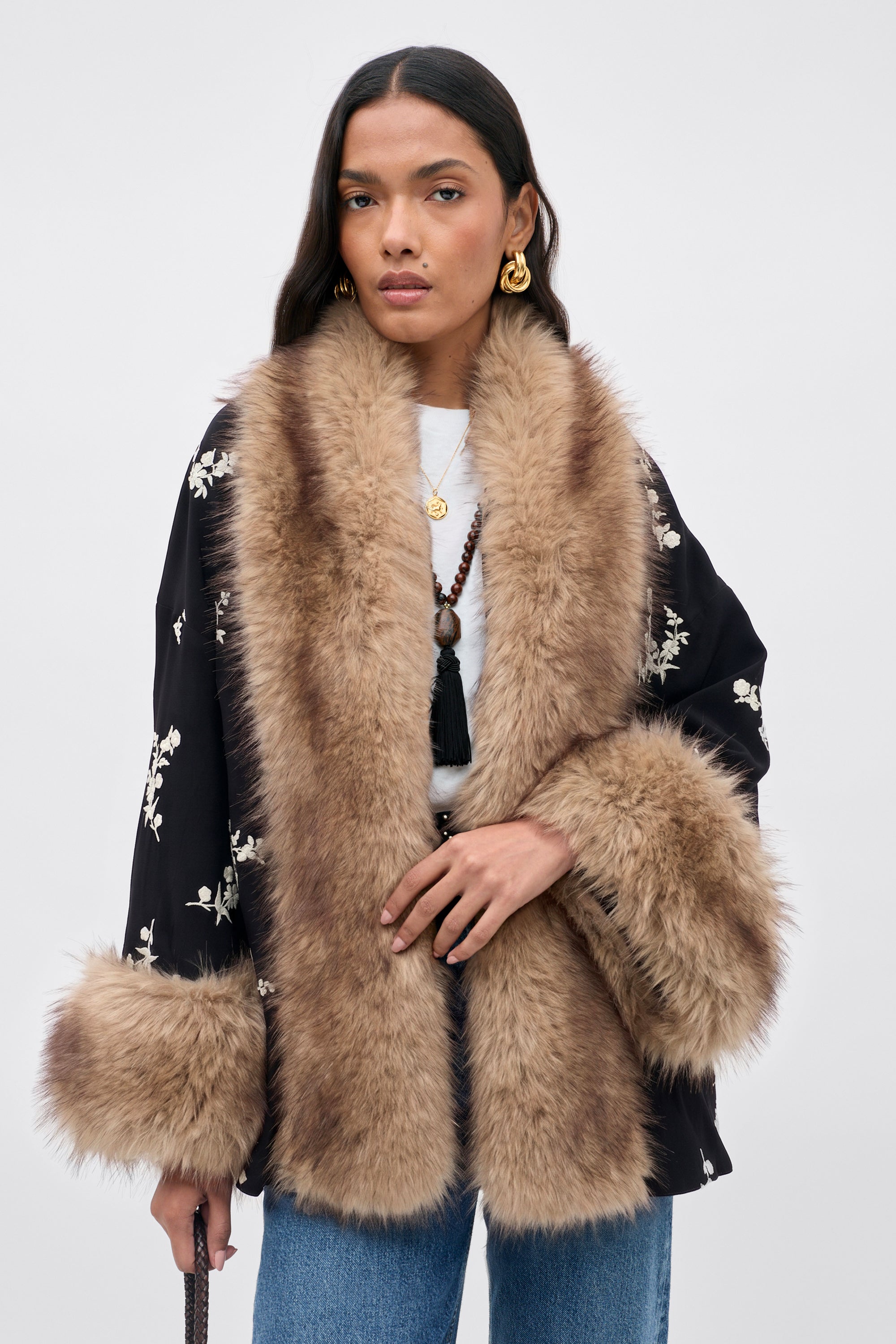 ジャケット・アウター FUMIKA_UCHIDA SCARF COLLAR DRESS COAT Micah Embroidered Jacket in Alexa Flower Embroidery Black | RIXO