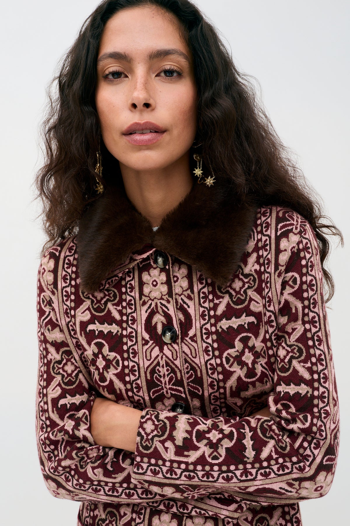 Jacoba  - Tapestry Bloom Bordeaux