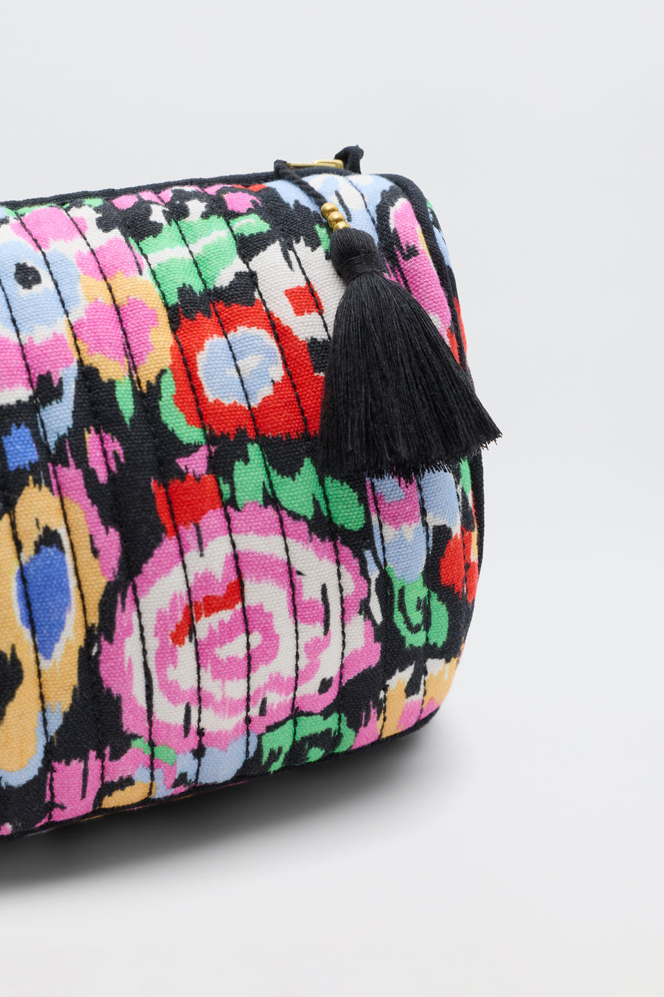 Jadina - Ikat Bloom Charcoal