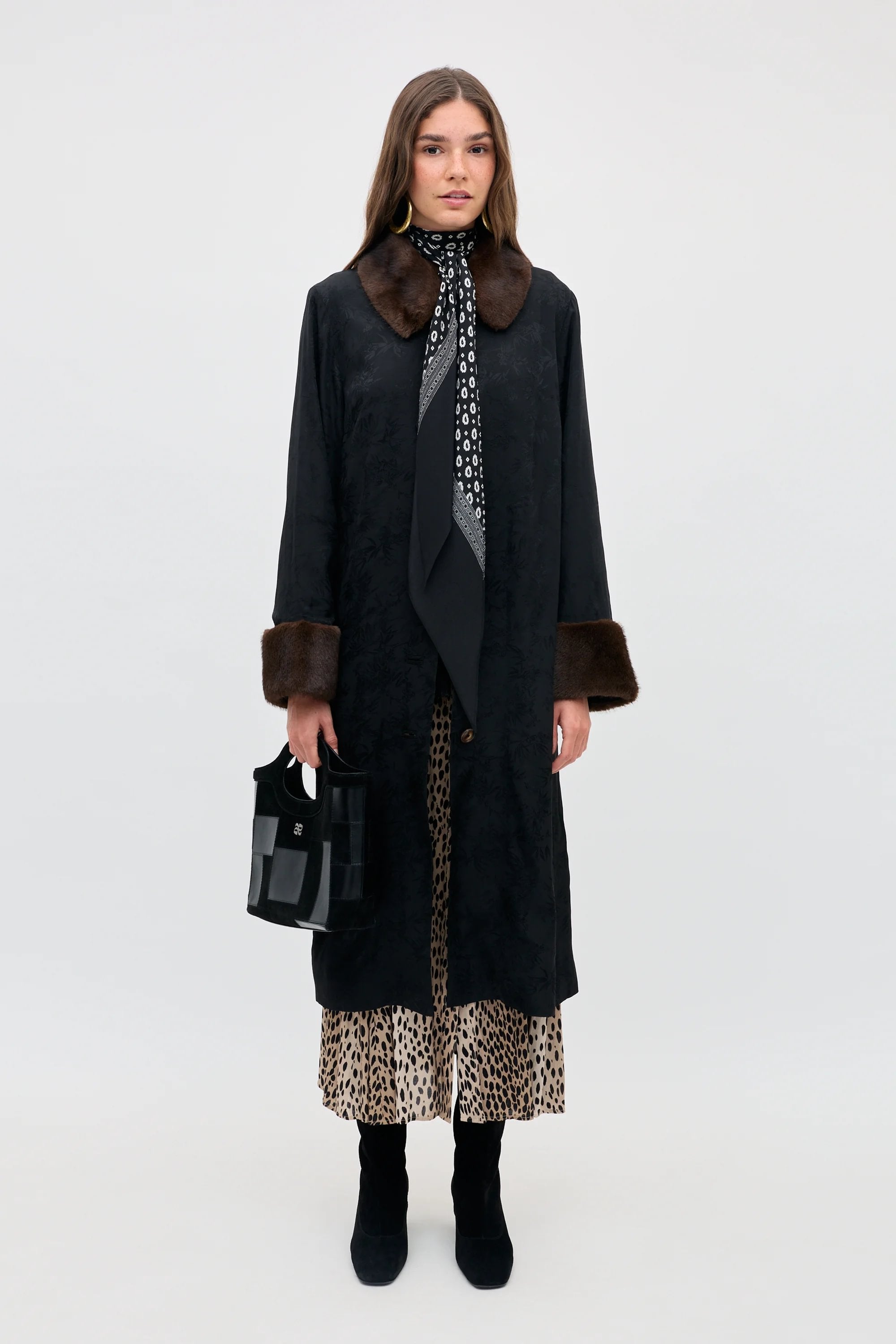 Jonah Jacquard Jacket in Black | RIXO USA ⋆