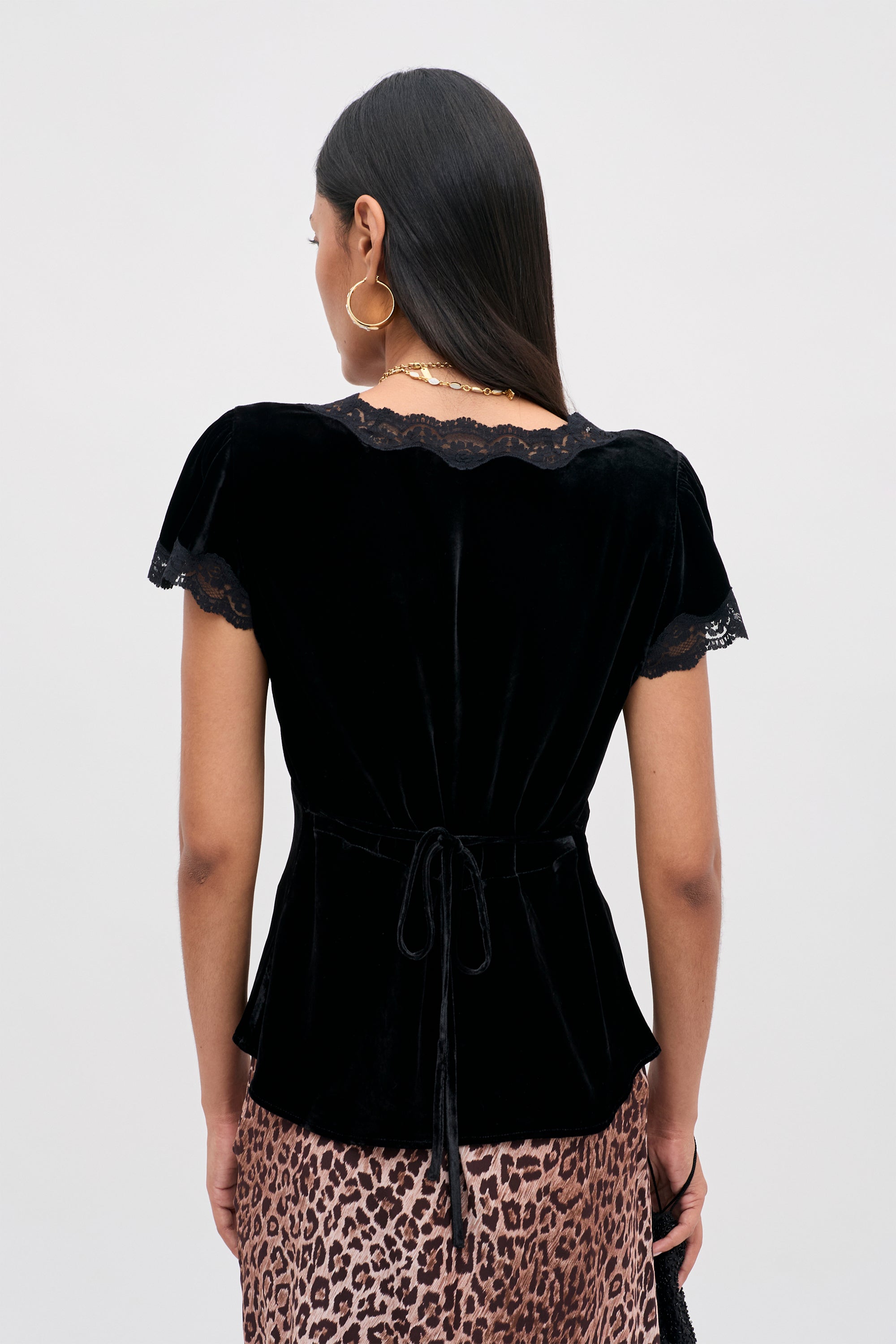Karia Satin Top in Black | RIXO USA ⋆