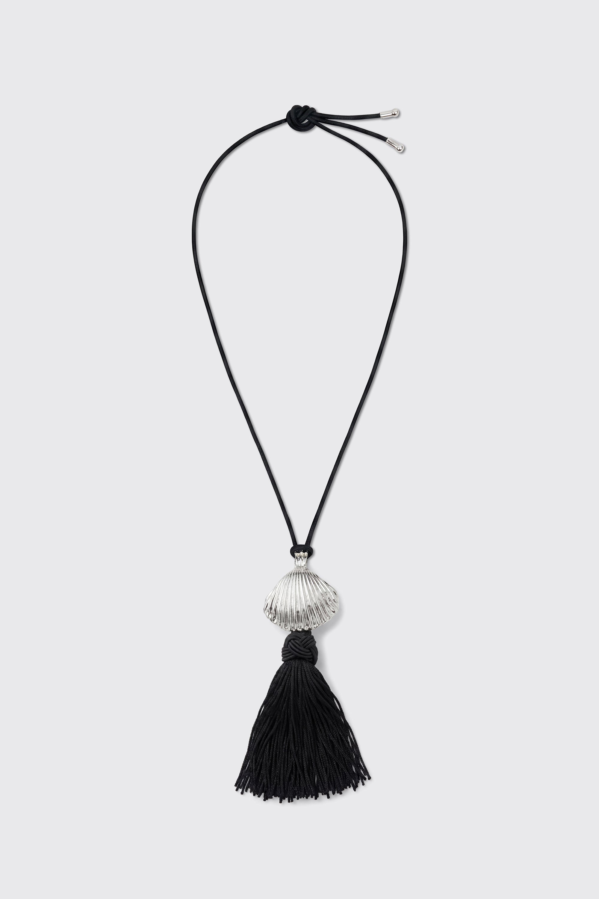 Liana Silver Plated Tassel Necklace in Silver | RIXO ⋆