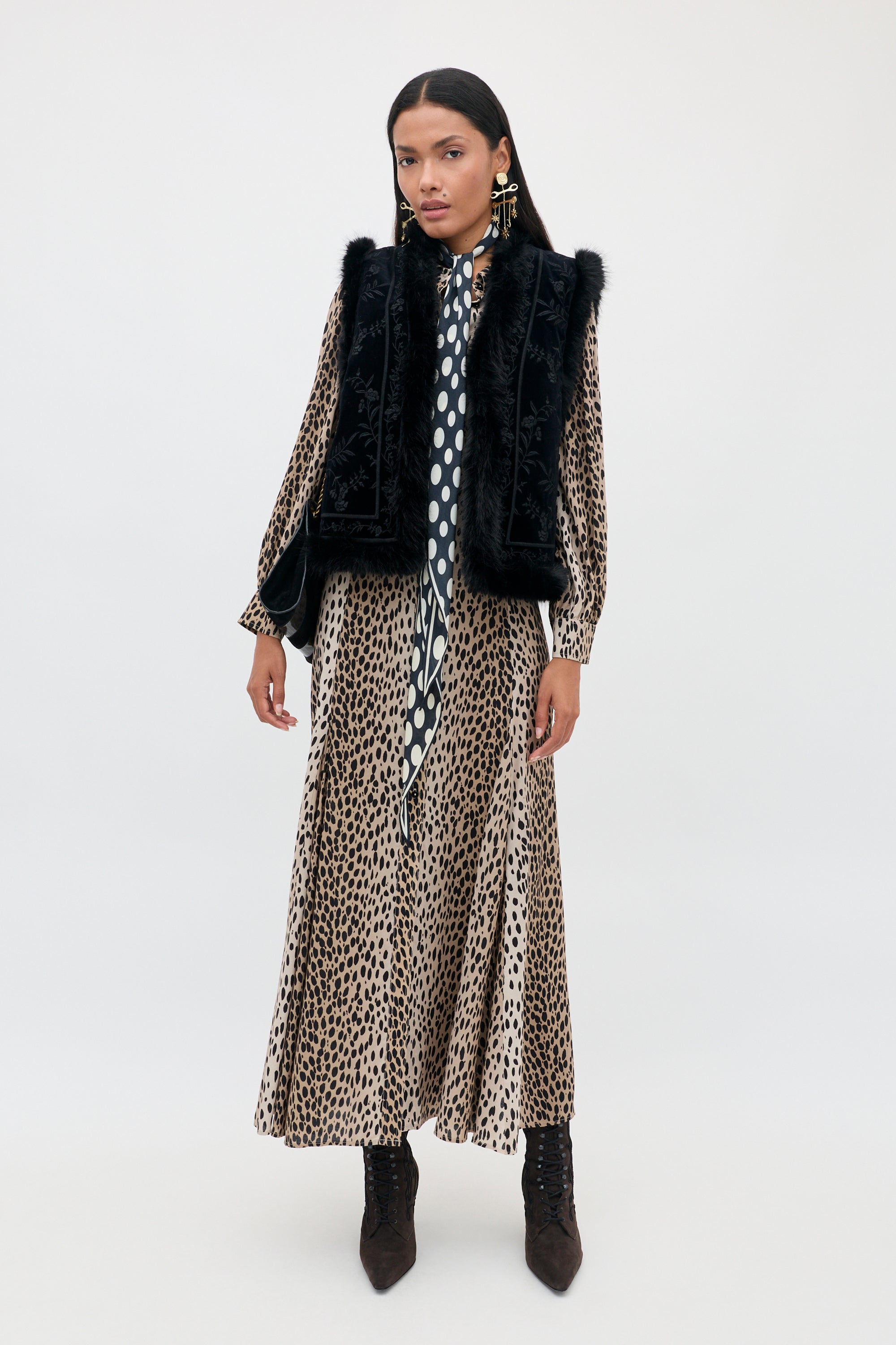 犬服♡ Ribon★(◕ᴗ◕✿)♪̆̈ Maddison Shirt Dress in Brown Antelope Spot Black | RIXO USA ⋆