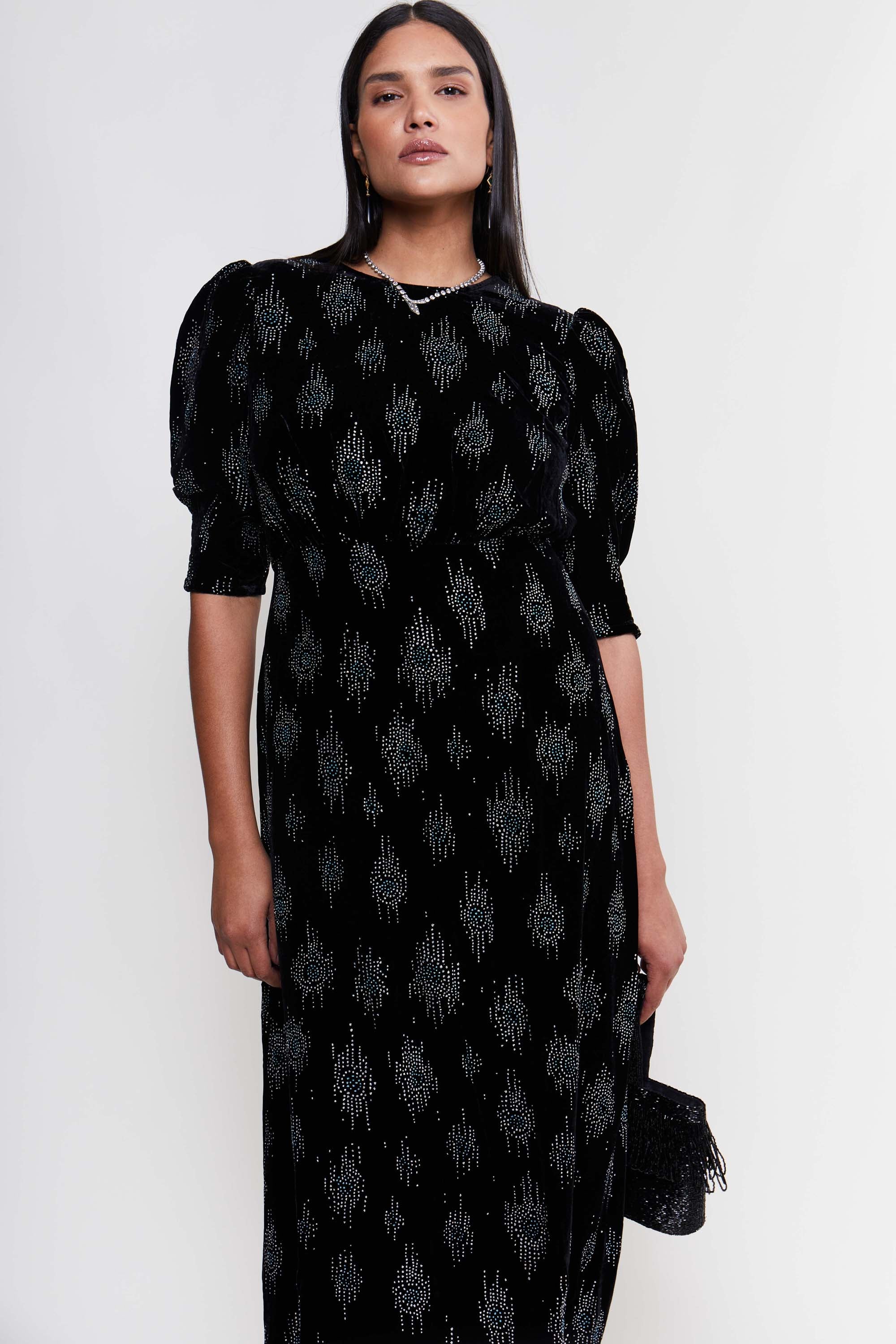 Lucile Velvet Midi Dress in Droplet Glitter Black