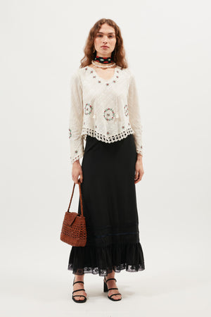 Annalisa  -  Rose Trail Embroidery Cream